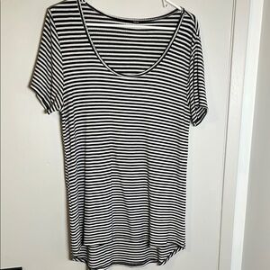 LuLaRoe Black and White top